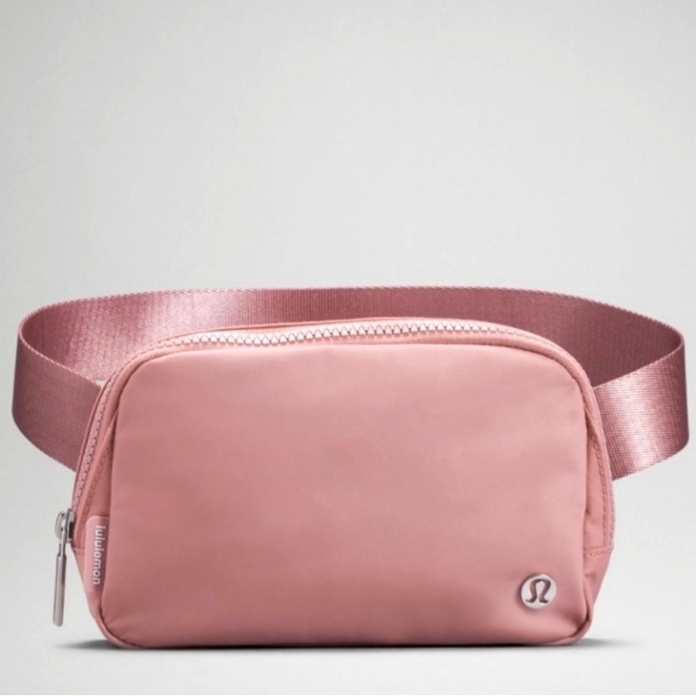 Lululemon Everywhere Belt Bag 1L Pink Pastel (NWT) SOLD OUT Color